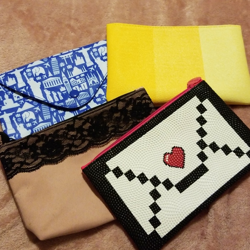 4/$10 Ipsy Makeup Bags
